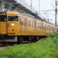 2015/08/31　黄色い電車ばかりやってくる・・・